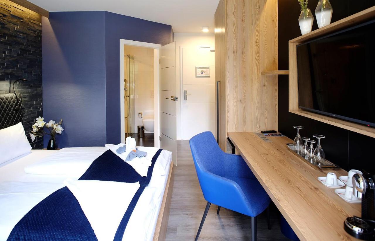 Art & Galerie Hotel Lenz Plauer See Fuenfseen Екстериор снимка