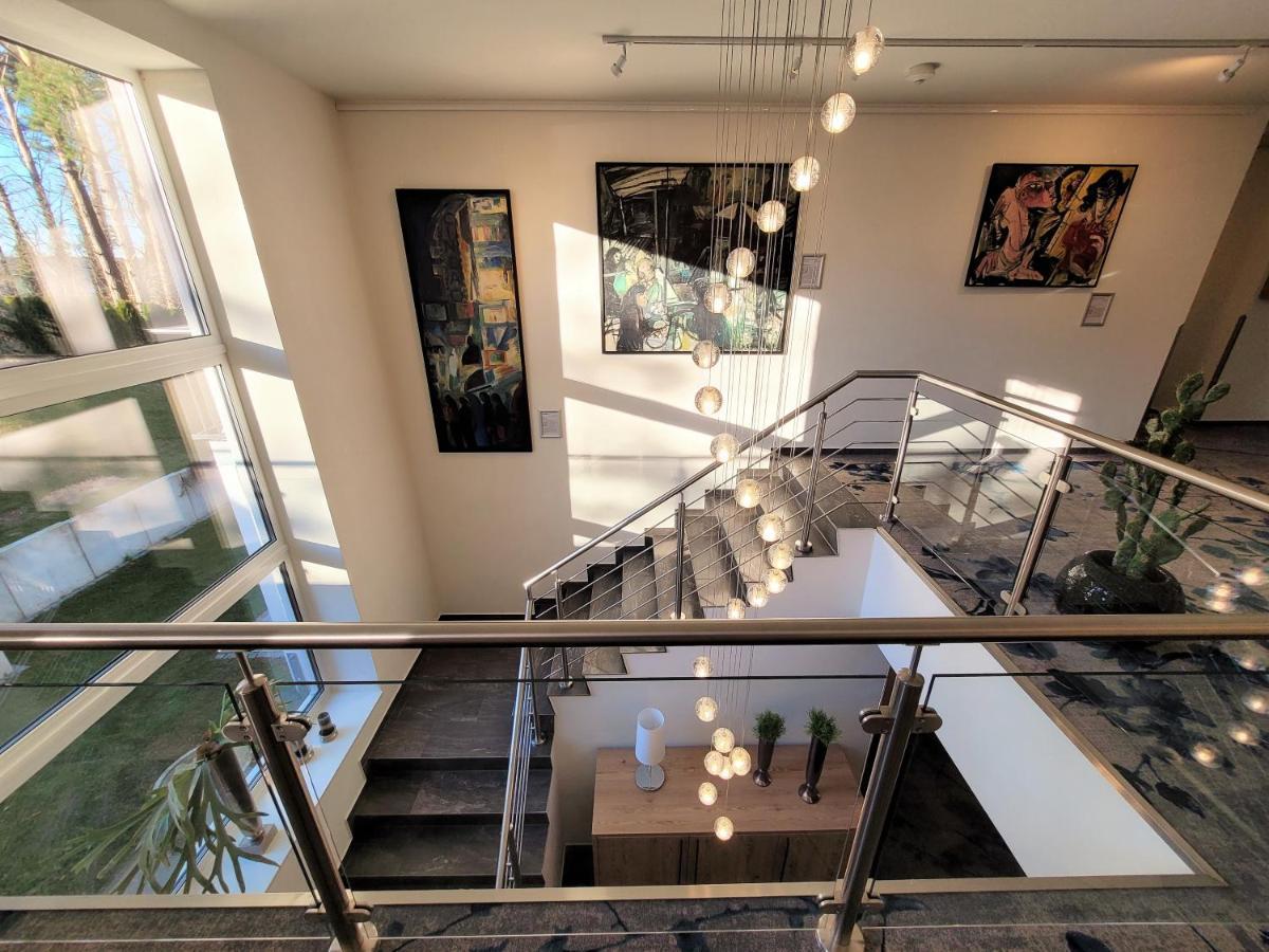 Art & Galerie Hotel Lenz Plauer See Fuenfseen Екстериор снимка